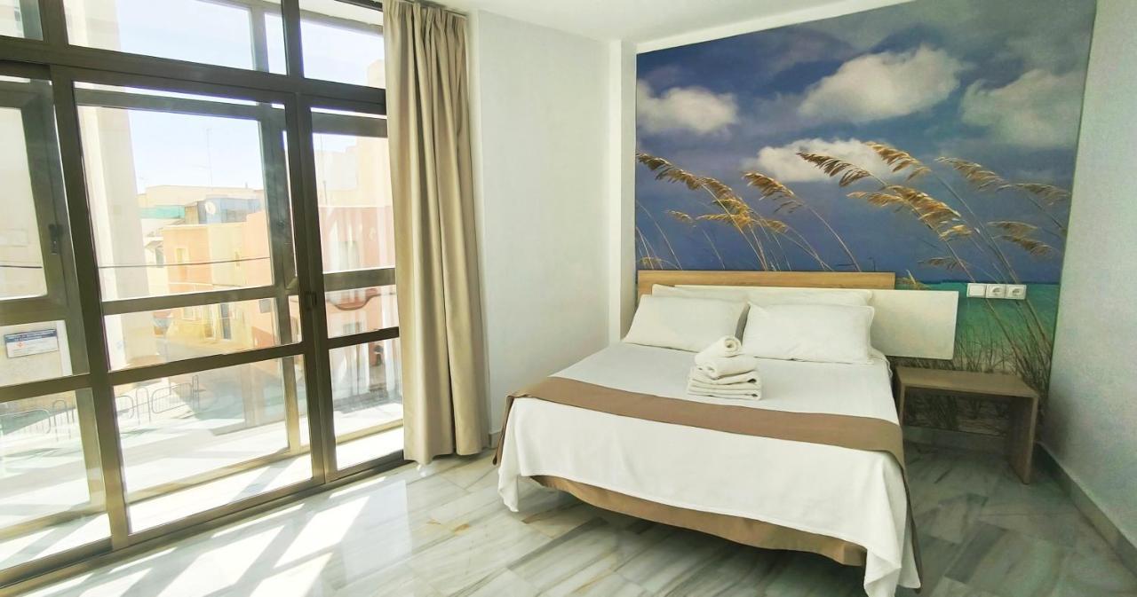 Hotel Sol Almeria Luaran gambar